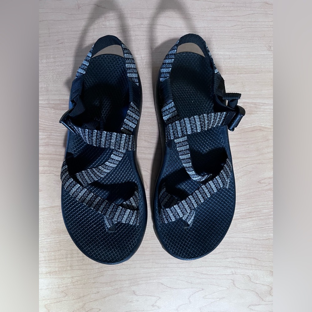 Chaco Shoe | Chaco Classic Sandal with Toe Strap | Men’s size 10